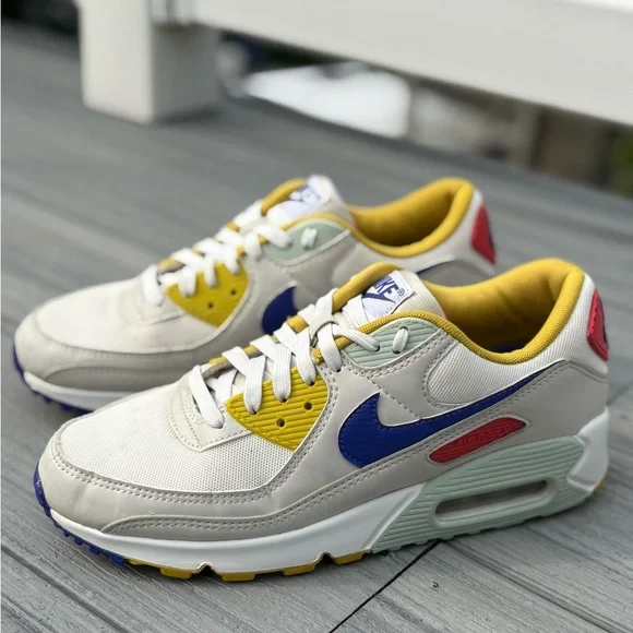 SOLD IN STORE Nike Air Max 90 Pistachio Frost (Women's) DA8726-100 Size 10 - Picture 10 of 10